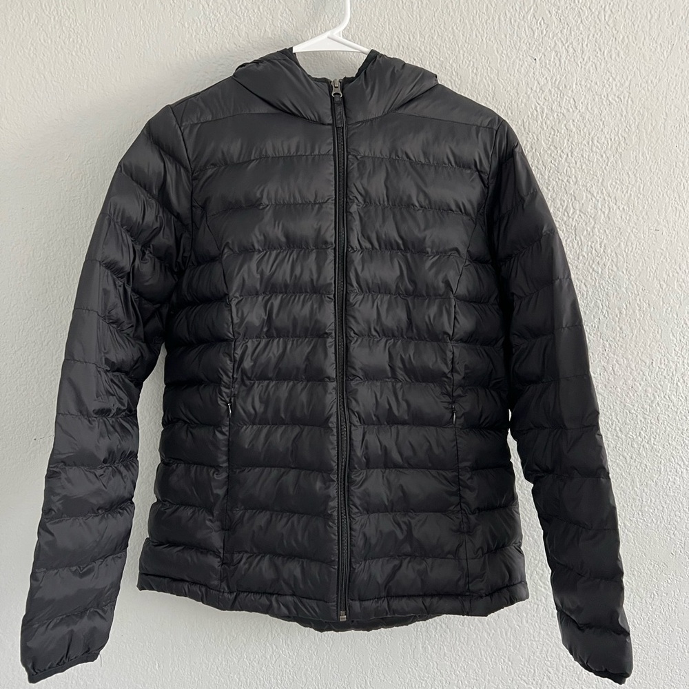 Amazon Essentials Women’s Puffer Jacket Black Size Large